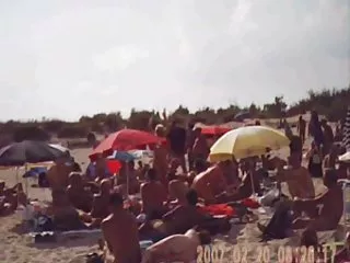 Блондинка взяла сперму в рот жесткое порно до слез двумя членами