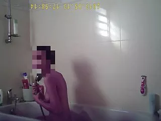 Брюнетка тяжелый анальный секс трахается с большим членом