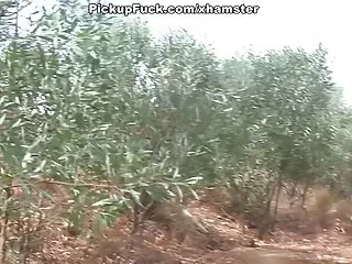 Очаровательная девушка трахает жесткое порно клипы парня