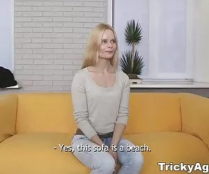 Обеспокоенные частное жесткое порно самцы трахают молодого японца тремя вибраторами